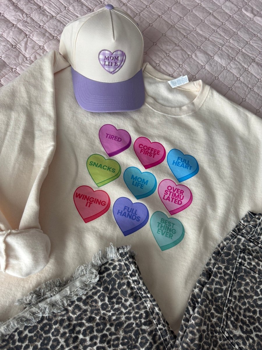 Gingham Heart 'Mom Life' Applique Snapback Hat