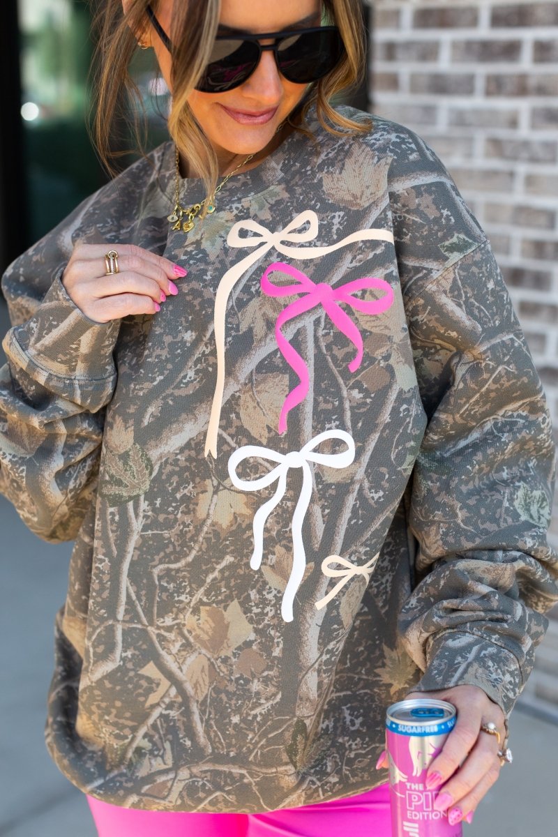 PUFF ‘Bold Bow’ Camo Hideaway Crewneck