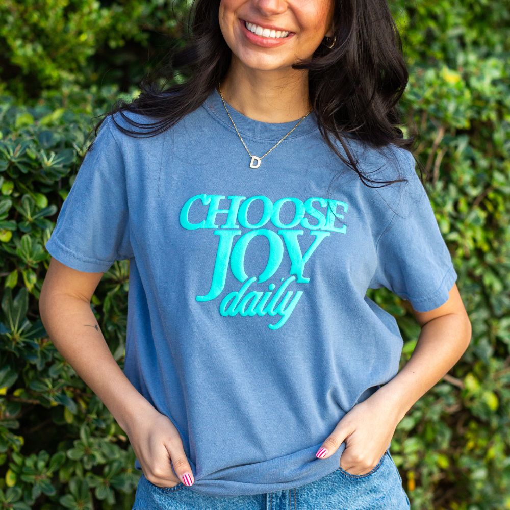 PUFF 'Choose Joy Daily' T-Shirt